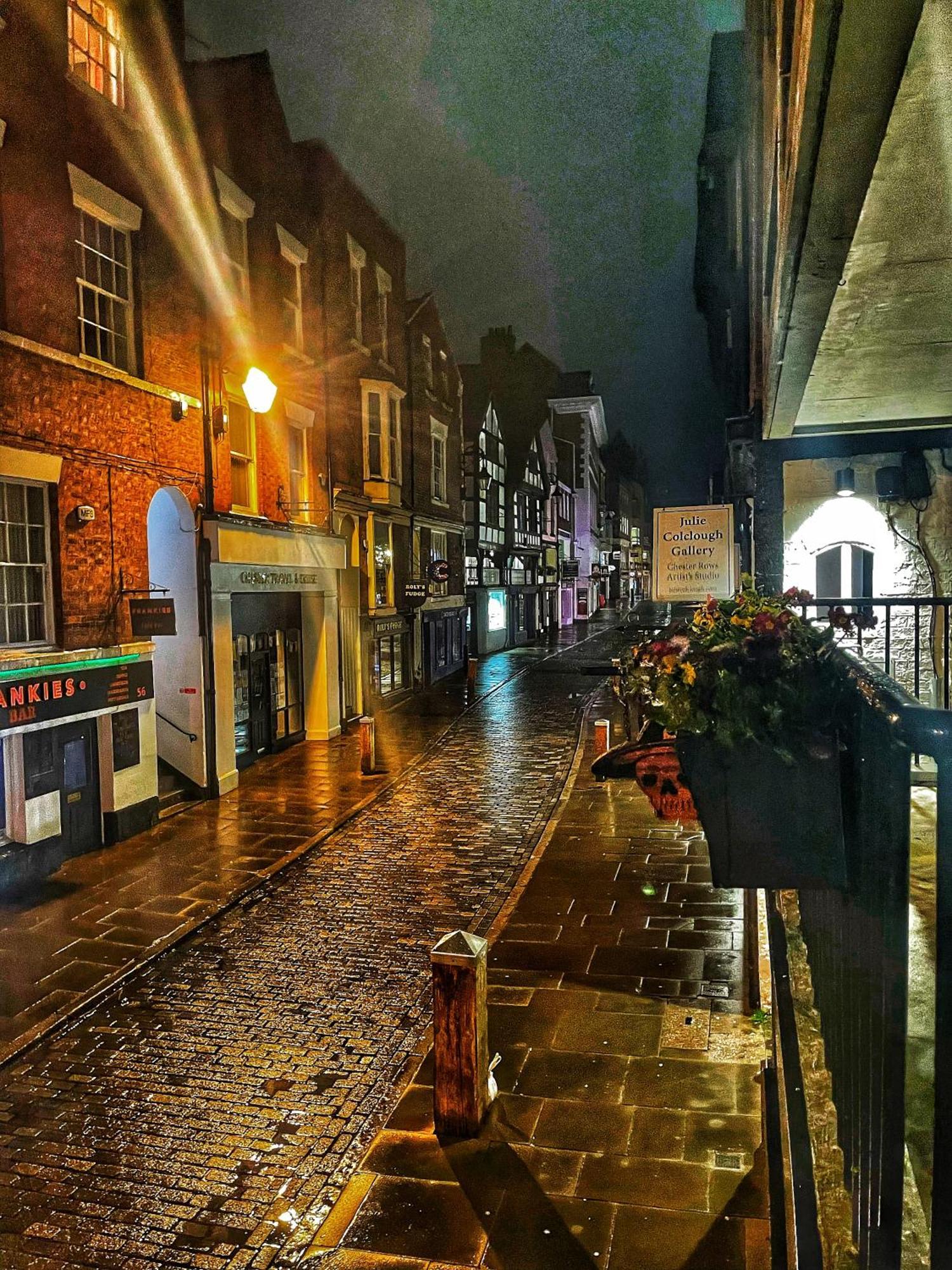 Jeans Place Watergate St Rows Near Racecourse * Chester