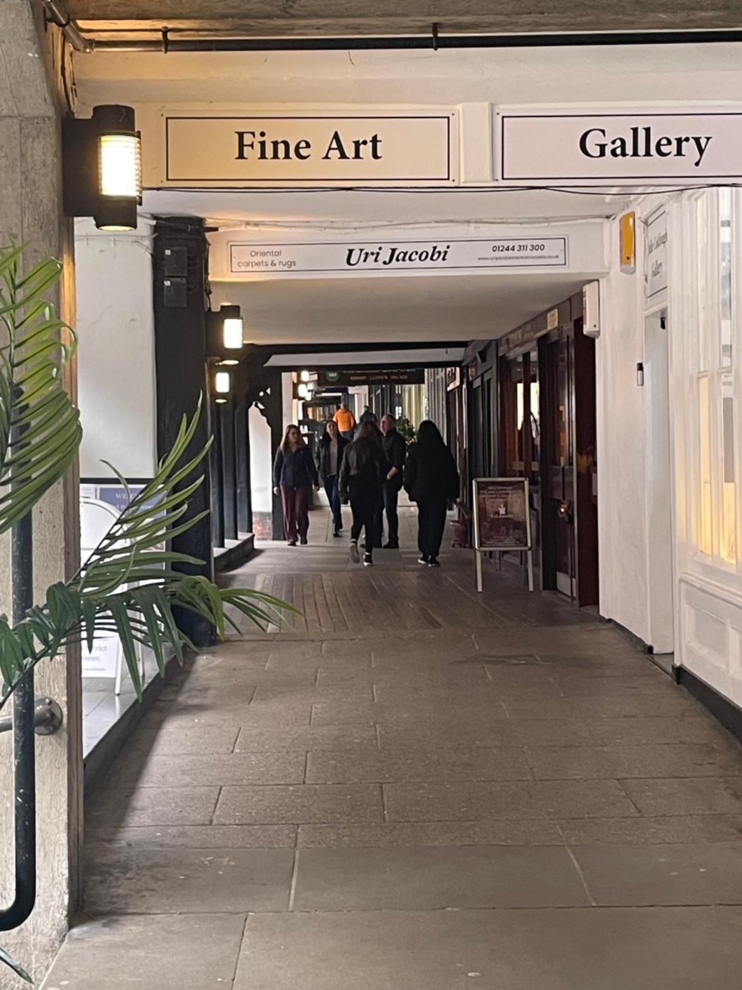 Frühstückspension Jeans Place Watergate St Rows Near Racecourse Chester